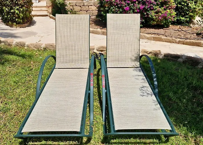 Holiday In Paphos, Prime Location Resort Pools, Jacuzzis, Harbor & 300M To The Beach