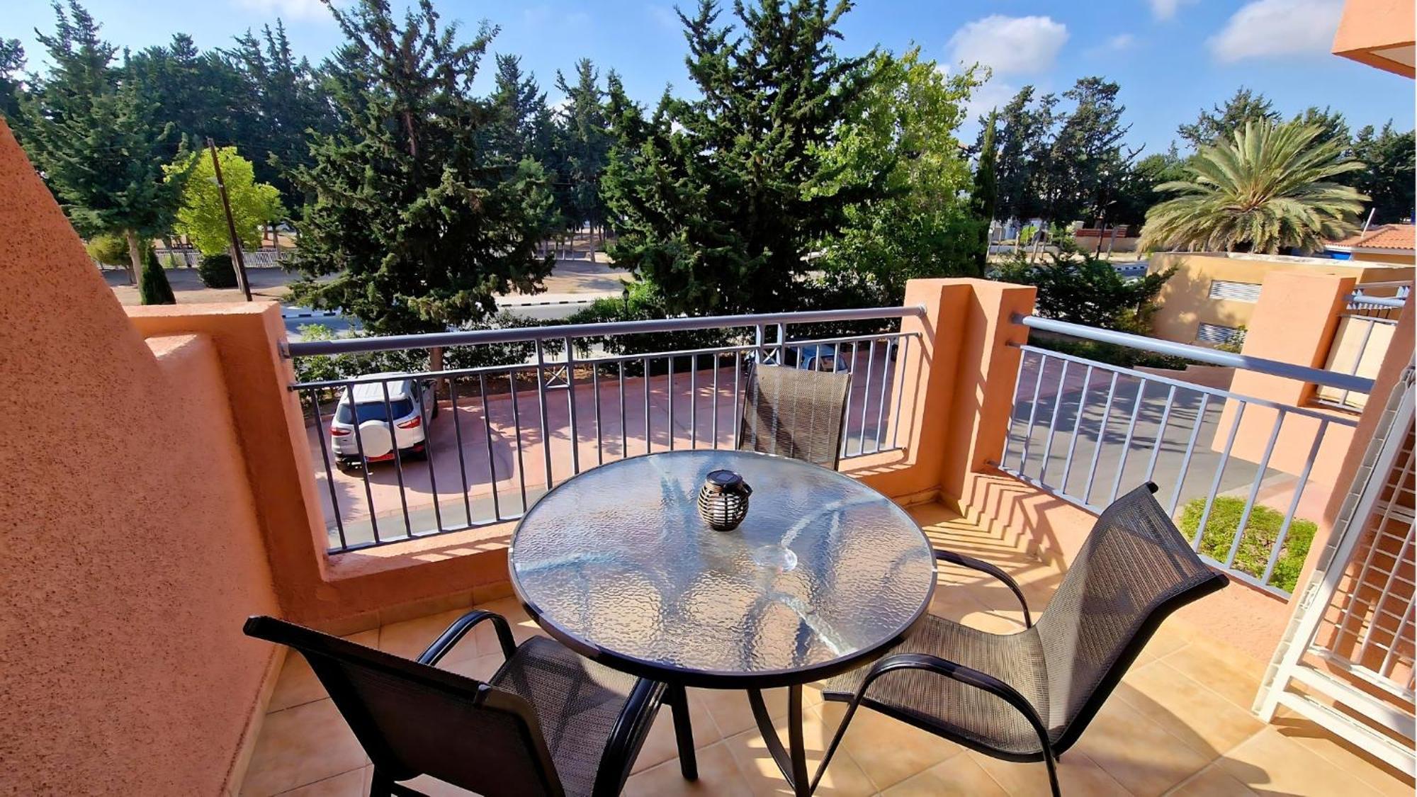 In Paphos, Prime Location Pools, Jacuzzis, Harbor & 300m To The * Paphos