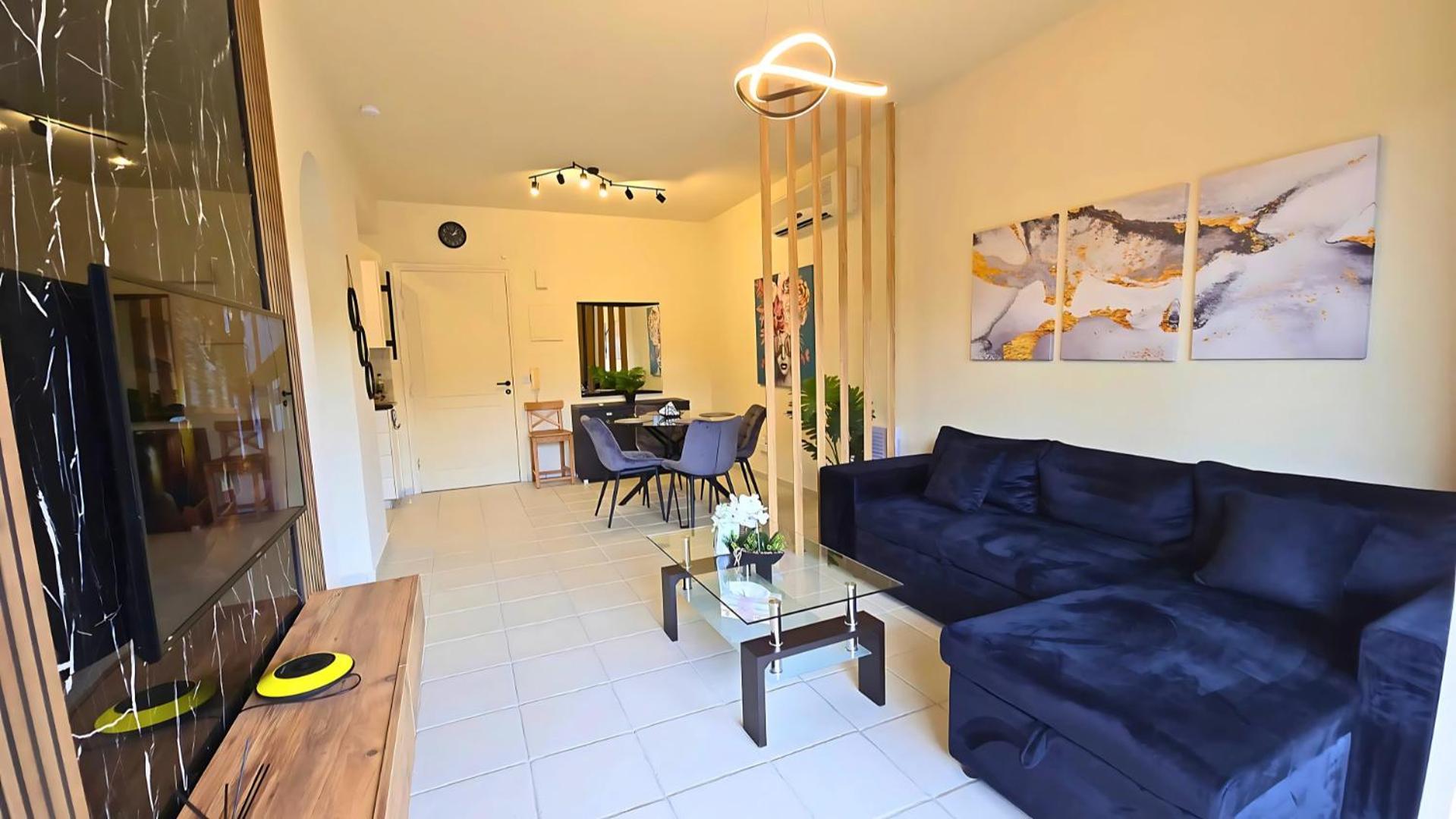In Paphos, Prime Location Pools, Jacuzzis, Harbor & 300m To The