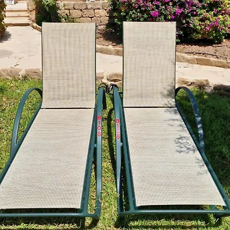 Holiday In Paphos, Prime Location Resort Pools, Jacuzzis, Harbor & 300M To The Beach Exterior photo